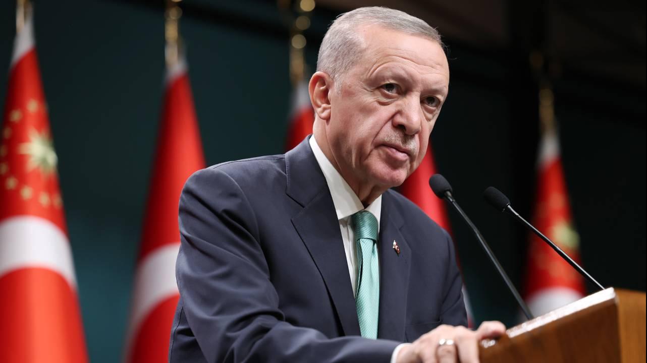 ERDOĞAN “NERDE BIR DARBE OLSA CHP EN BÜYÜK DESTEKÇİSİDİR”